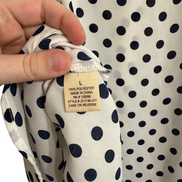 Liberty Love Blouse Women Size Large White Blue Polka Dots 3/4 Sleeve pullover - Picture 5 of 5
